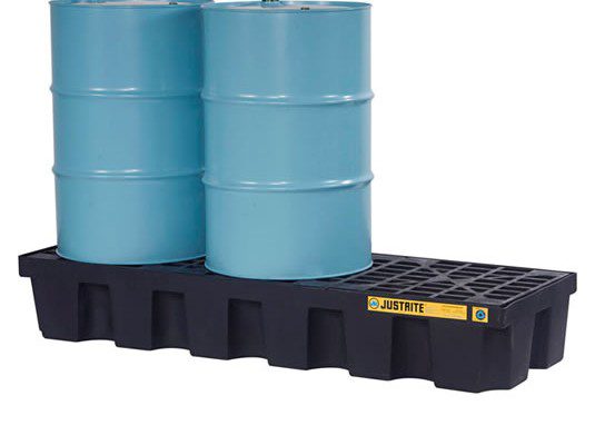Pallets antiderrames Justrite EcoPolyBlend para 3 tambores en línea - Color negro - 1854 x 635 x 295 mm