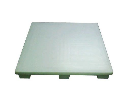 Pallets plásticos 9 patas de superficie lisa